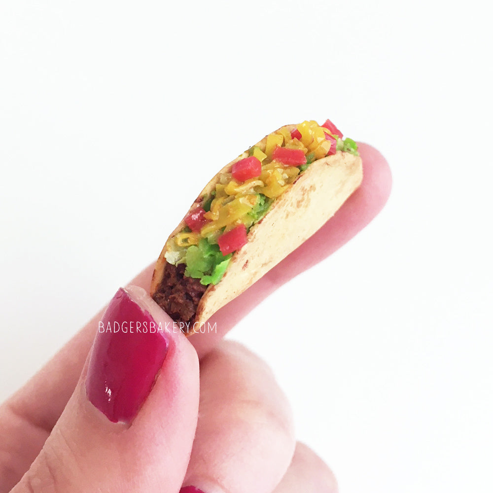 Miniature BEEF TACO, Blythe, BJD, Dollhouse Food, Doll Accessories –  Badger's Bakery