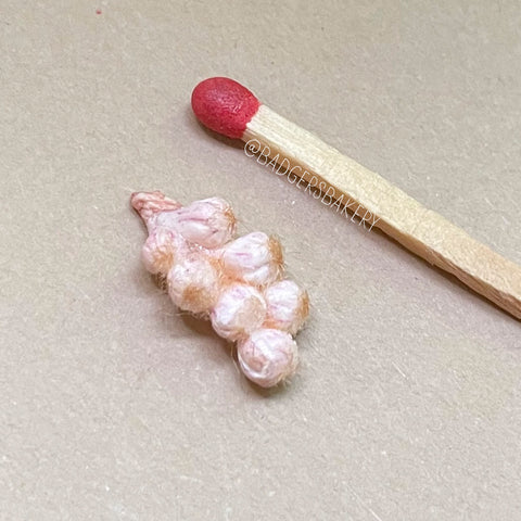 Dollhouse GARLIC STRING, BJD Doll Prop, Miniature Food in 1/6, 1/4, 1/3 scale