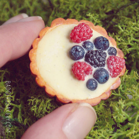 miniature forest fruit tartlet