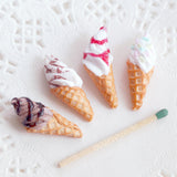 Miniature SOFT SERVE Ice Cream Cones, Summer Sweets for BJD, Blythe, Dolls in 1/6, 1/4, 1/3 Scale