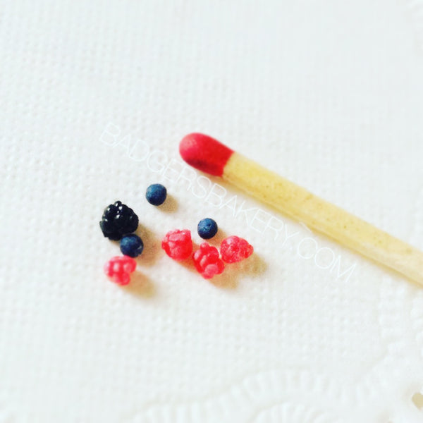 1/12 scale berries mix